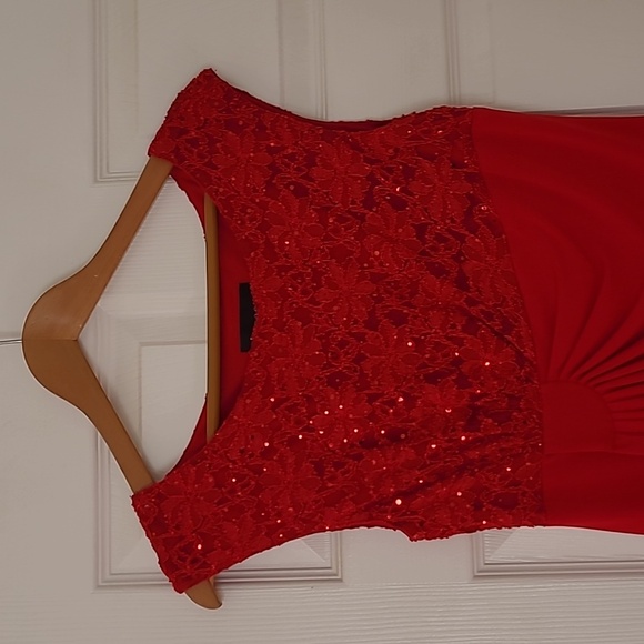 Connect apparel Midi Dress ❤️ - Picture 3 of 9